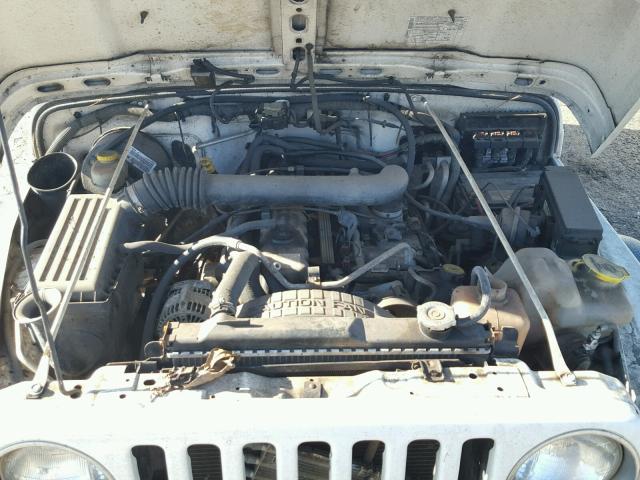 1J4F449S55P367916 - 2005 JEEP WRANGLER / WHITE photo 7