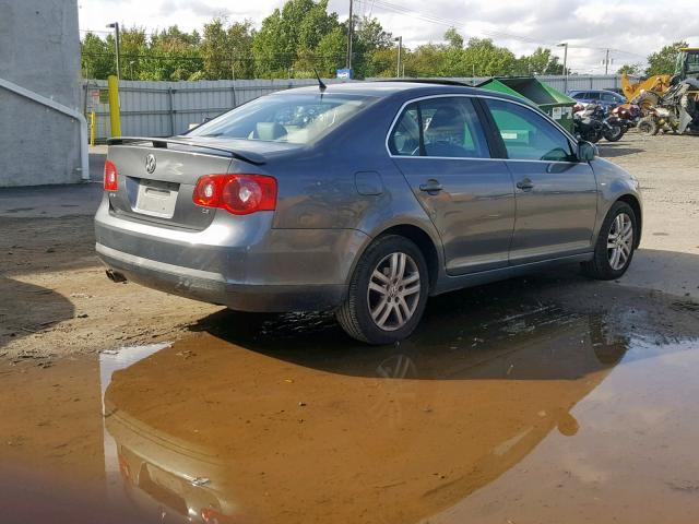 3VWEG71K27M078505 - 2007 VOLKSWAGEN JETTA WOLF GREEN photo 4