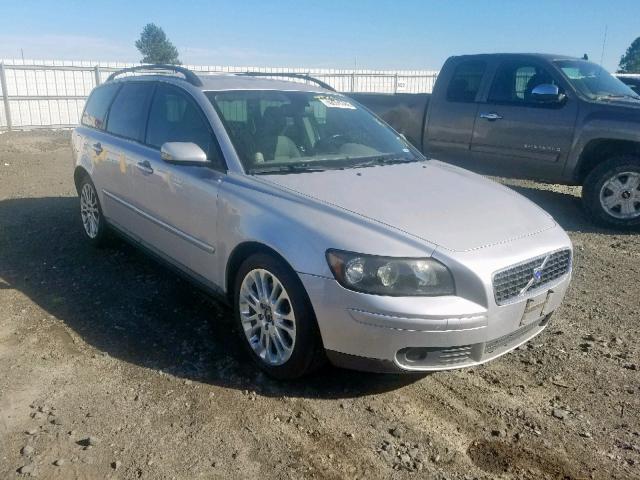 YV1MW682652043997 - 2005 VOLVO V50 T5 SILVER photo 1