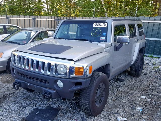 5GTDN136268279169 - 2006 HUMMER H3 SILVER photo 2