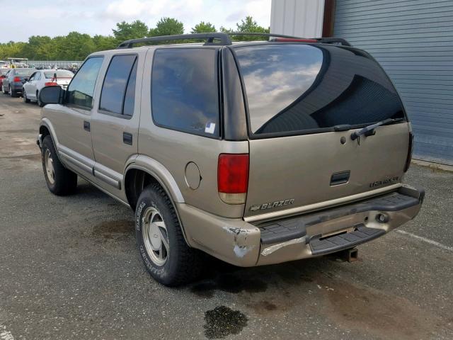 1GNDT13W7Y2133621 - 2000 CHEVROLET BLAZER BROWN photo 3