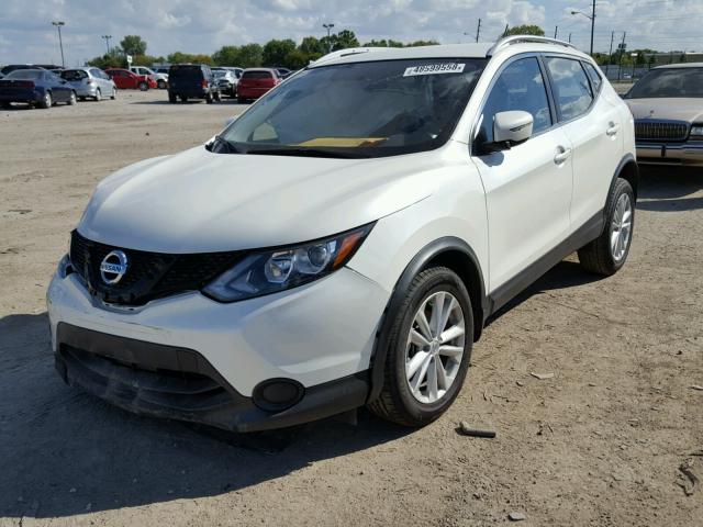 JN1BJ1CR2HW124241 - 2017 NISSAN ROGUE SPOR WHITE photo 2