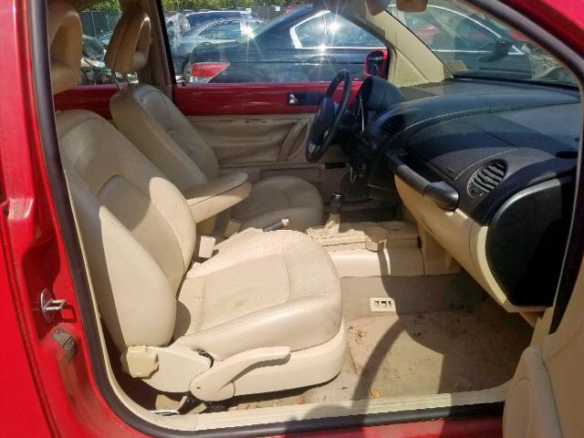 3VWDD21C61M440021 - 2001 VOLKSWAGEN NEW BEETLE თაფლისფერი ფოტო 5