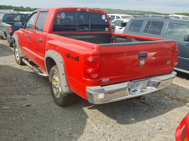 1D7HW48N35S164384 - 2005 DODGE DAKOTA QUA RED photo 3