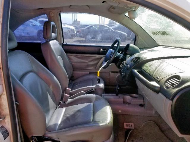 3VWCA21C1XM430543 - 1999 VOLKSWAGEN NEW BEETLE თეთრი ფოტო 5