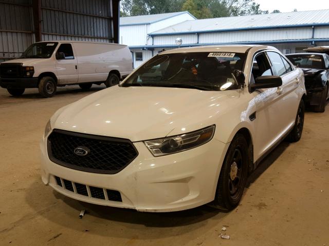 1FAHP2MK6FG100728 - 2015 FORD TAURUS POL WHITE photo 2