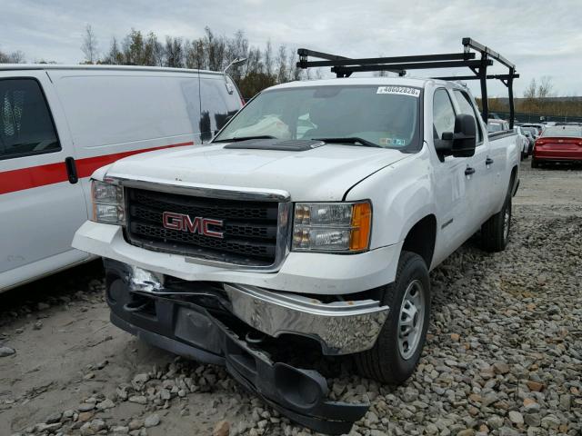 1GT11ZCGXEF180154 - 2014 GMC SIERRA C25 WHITE photo 2