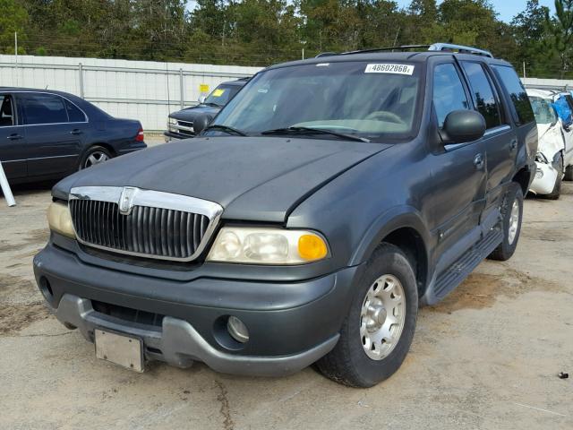 5LMRU27A4XLJ31584 - 1999 LINCOLN NAVIGATOR 绿色 照片 2