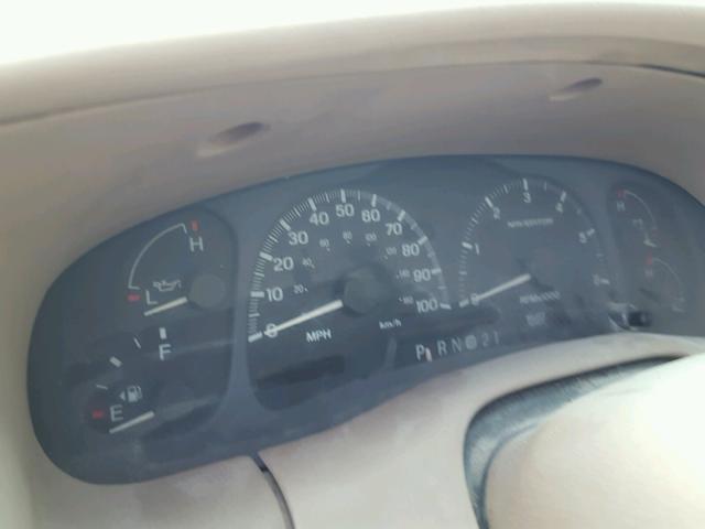 5LMRU27A4XLJ31584 - 1999 LINCOLN NAVIGATOR 绿色 照片 8