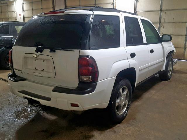 1GNDT13S872166946 - 2007 CHEVROLET TRAILBLAZER LS  photo 4