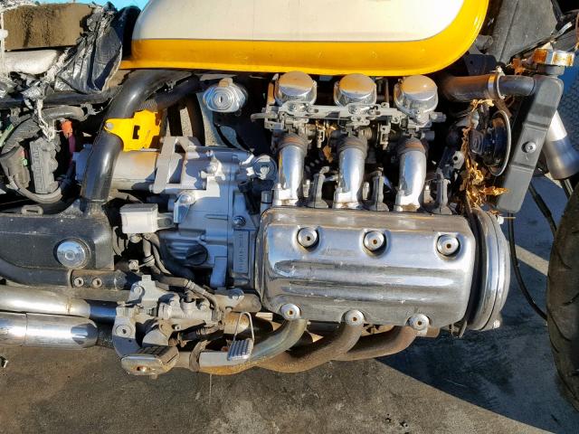 1HFSC3419WA100255 - 1998 HONDA GL1500 C/2 YELLOW photo 7