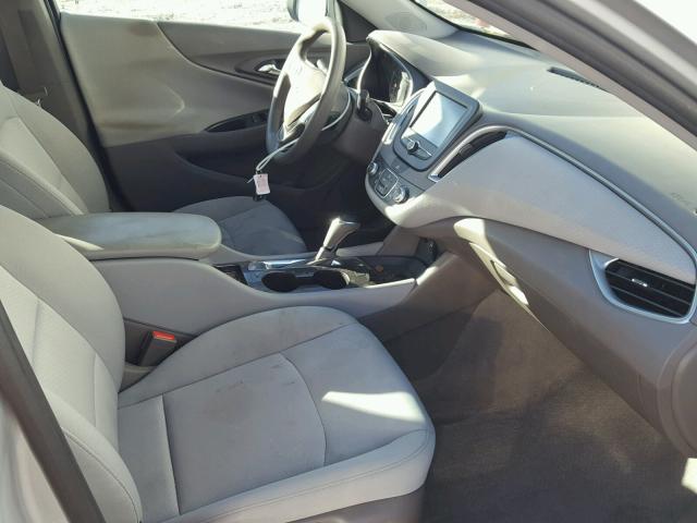 1G1ZB5ST8GF261639 - 2016 CHEVROLET MALIBU LS Gümüş foto 5