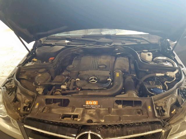 WDDGJ4HB2EG294952 - 2014 MERCEDES-BENZ C 250 GRAY photo 7