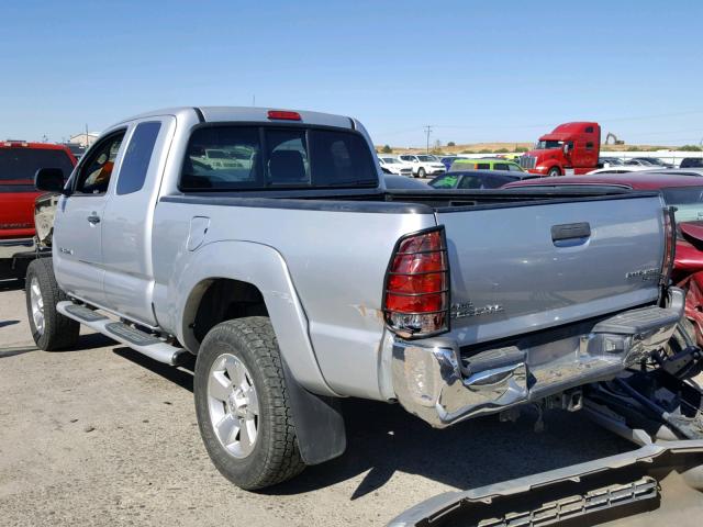 5TETX62N78Z517697 - 2008 TOYOTA TACOMA PRE SILVER photo 3