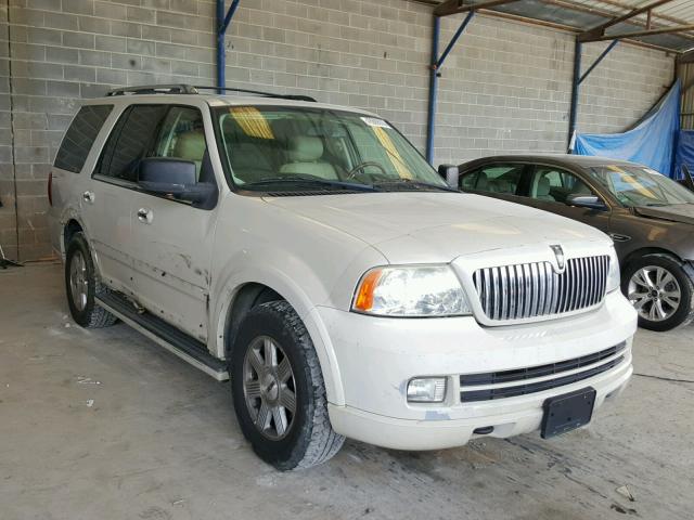 5LMFU285X6LJ28398 - 2006 LINCOLN NAVIGATOR თეთრი ფოტო 1