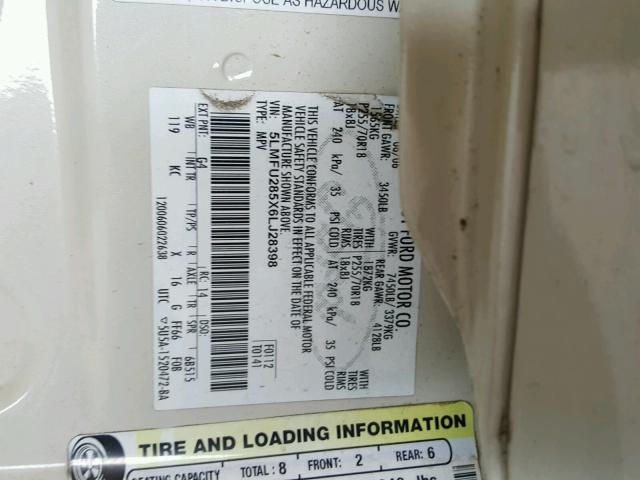 5LMFU285X6LJ28398 - 2006 LINCOLN NAVIGATOR თეთრი ფოტო 10