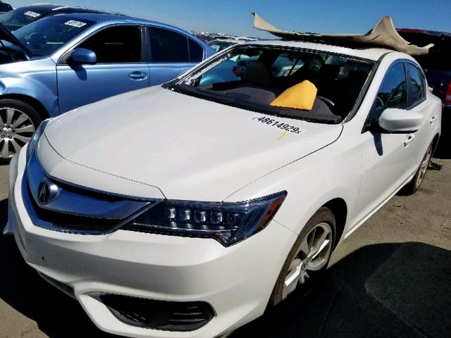 19UDE2F30JA005759 - 2018 ACURA ILX BASE WHITE photo 2