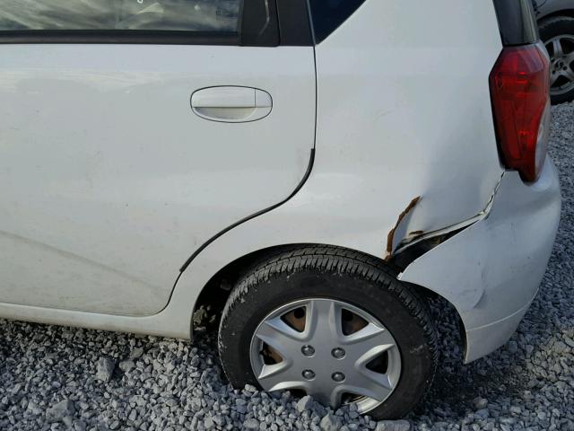 KL1TD6DE4BB147205 - 2011 CHEVROLET AVEO LS WHITE photo 9
