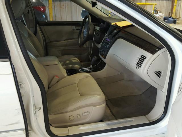 1G6KD5EYXAU103772 - 2010 CADILLAC DTS LUXURY WHITE photo 5