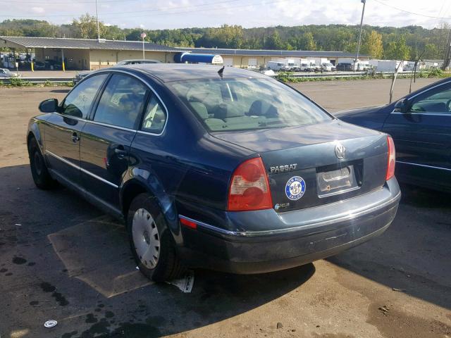 WVWMD63B94E276224 - 2004 VOLKSWAGEN PASSAT GL BLUE photo 3