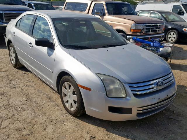 3FAHP06Z26R216127 - 2006 FORD FUSION S SILVER photo 1