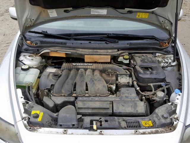 YV1MW382052066075 - 2005 VOLVO V50 2.4I SILVER photo 7