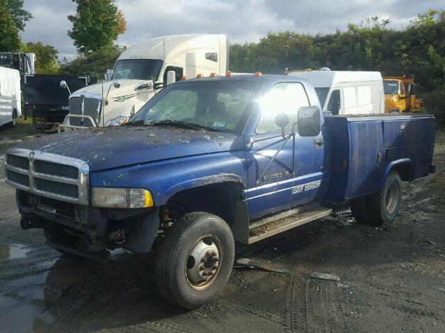 1B6MC365XTJ178093 - 1996 DODGE RAM 3500 BLUE photo 2