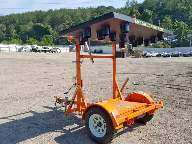 5F11S1016K1000030 - 2019 ARRW TRAILER ORANGE photo 3