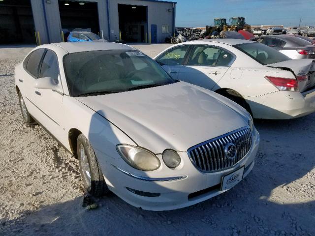 2G4WC582881163673 - 2008 BUICK LACROSSE C WHITE photo 1