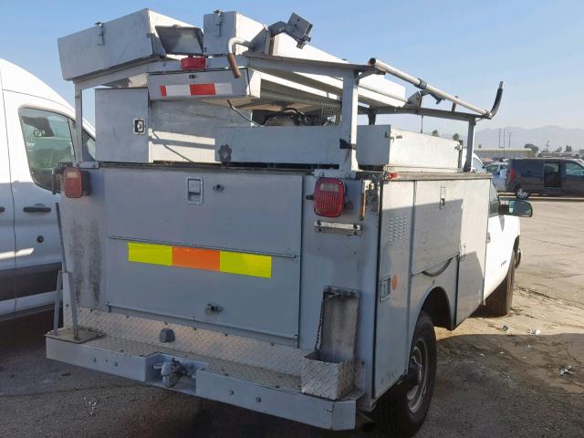 1GBGC34R7YR211238 - 2000 CHEVROLET C3500 WHITE photo 4