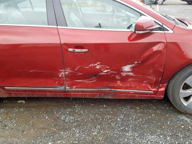 1G4GE5ED2BF296983 - 2011 BUICK LACROSSE C RED photo 9