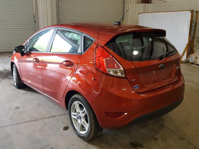 3FADP4EJXJM115229 - 2018 FORD FIESTA SE ORANGE photo 3