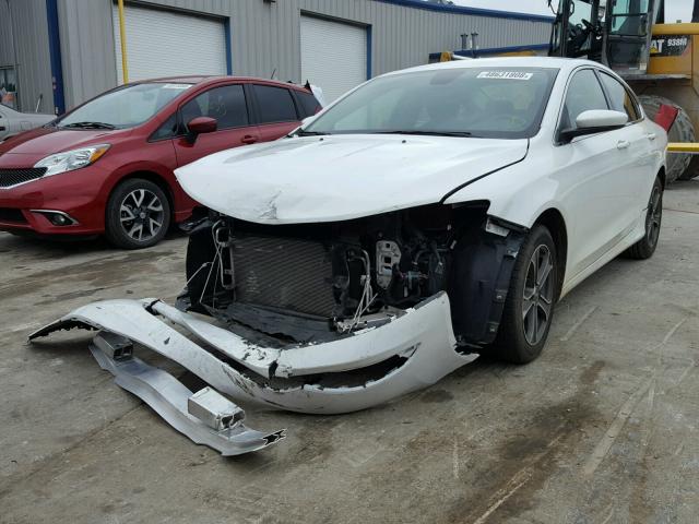 1C3CCCAB3GN144911 - 2016 CHRYSLER 200 LIMITE WHITE photo 2