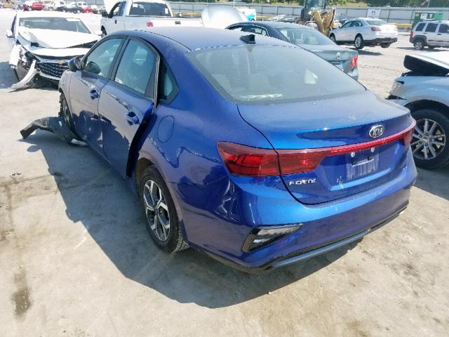 3KPF24AD2KE100009 - 2019 KIA FORTE FE BLUE photo 3