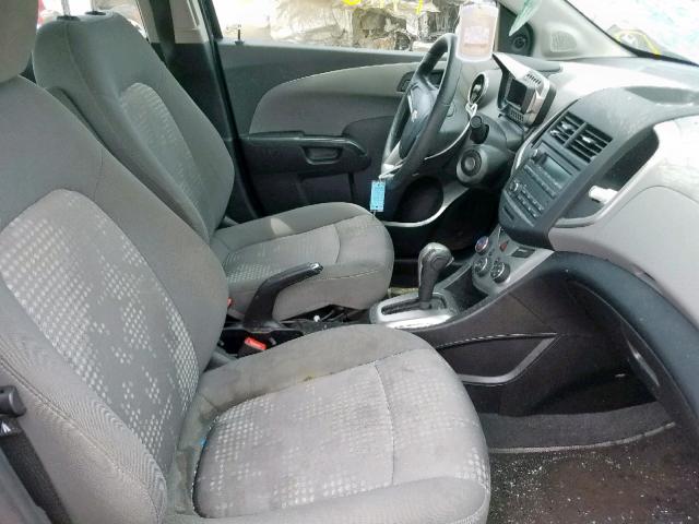 1G1JA5SH3F4171790 - 2015 CHEVROLET SONIC LS BLACK photo 5