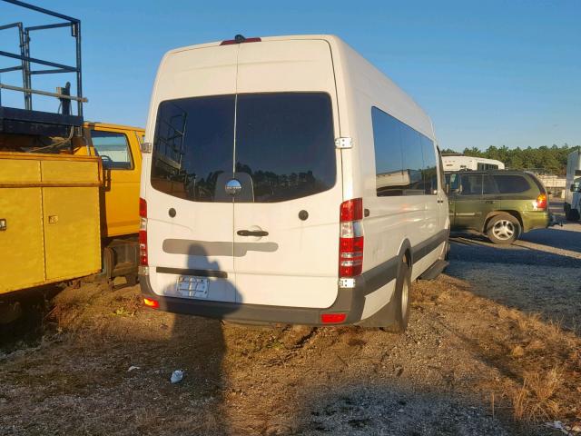 WDYPF4CC1D5796362 - 2013 FREIGHTLINER SPRINTER 3 WHITE photo 4