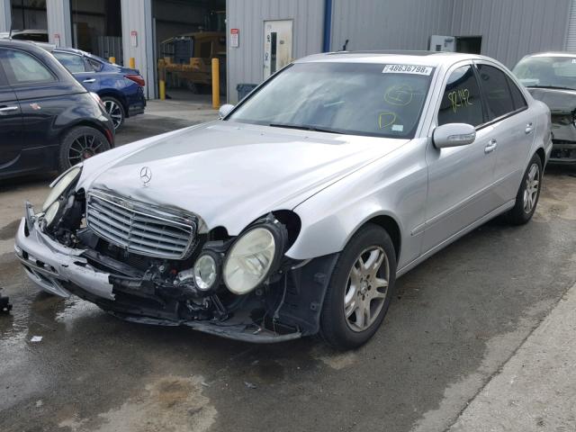 WDBUF65J73A343020 - 2003 MERCEDES-BENZ E 320 SILVER photo 2