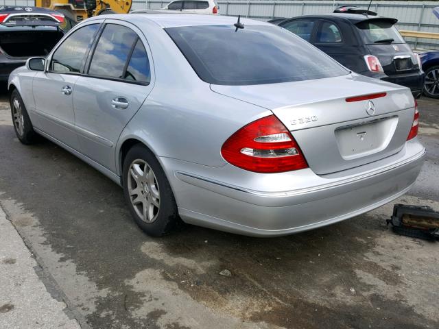 WDBUF65J73A343020 - 2003 MERCEDES-BENZ E 320 SILVER photo 3