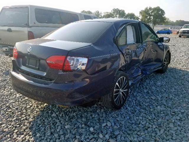 3VW2K7AJ9BM071777 - 2011 VOLKSWAGEN JETTA BASE BLUE photo 4