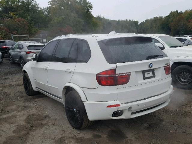 5UXZV8C55DL898838 - 2013 BMW X5 XDRIVE5 WHITE photo 3