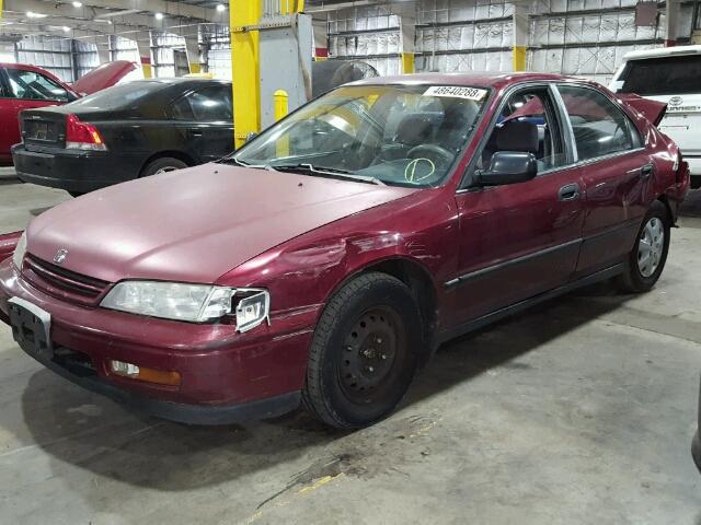 1HGCD5622RA016510 - 1994 HONDA ACCORD DX SILVER photo 2