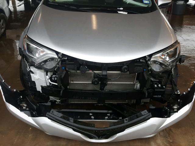 JTMRJREV5GD046181 - 2016 TOYOTA RAV4 HV XL SILVER photo 9