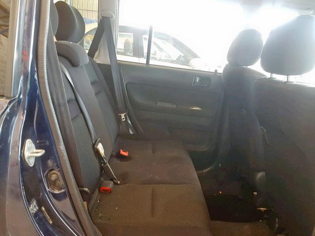 JTLKT324250179168 - 2005 TOYOTA SCION XB Blau Foto 6
