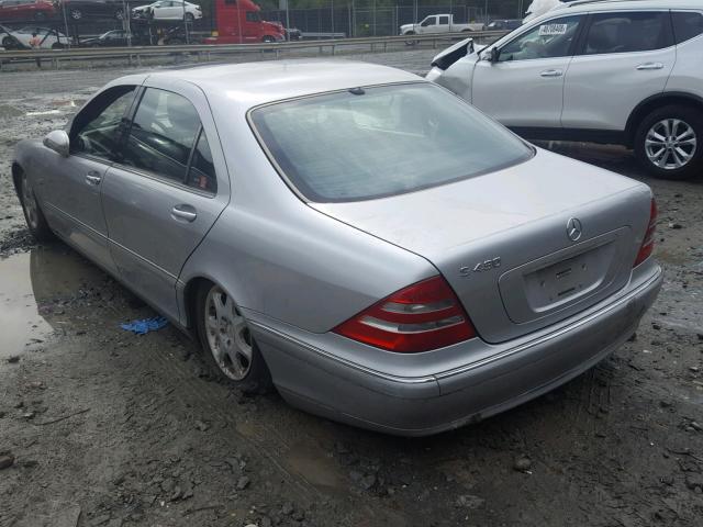 WDBNG70J8YA017717 - 2000 MERCEDES-BENZ S 430 SILVER photo 3