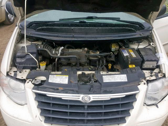 2A4GP54L77R155294 - 2007 CHRYSLER TOWN & COU WHITE photo 7