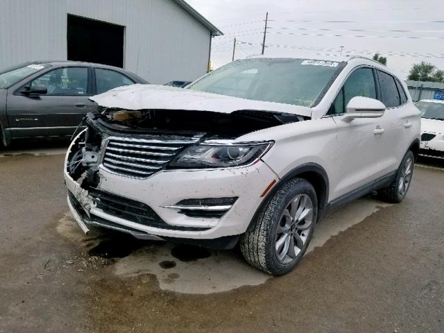 5LMCJ1A90FUJ46065 - 2015 LINCOLN MKC WHITE photo 2