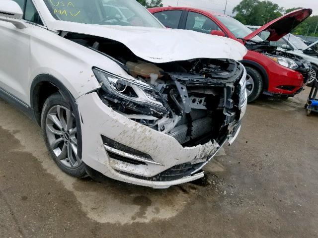 5LMCJ1A90FUJ46065 - 2015 LINCOLN MKC WHITE photo 9