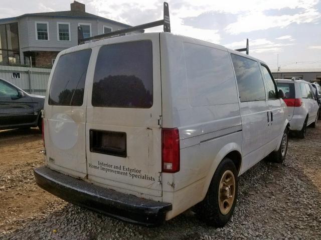 1GCDM19X14B103773 - 2004 CHEVROLET ASTRO WHITE photo 4