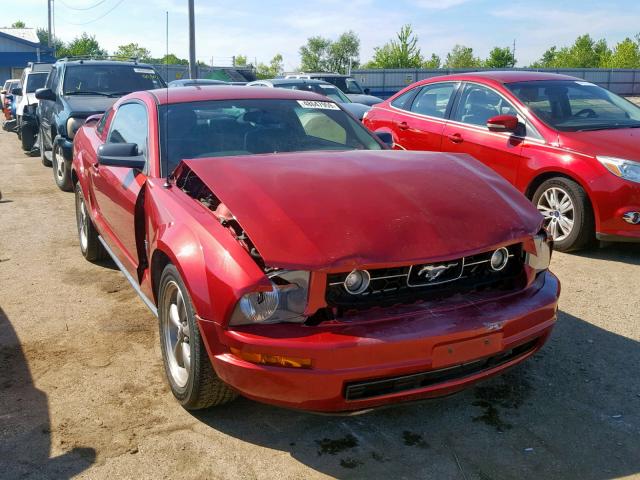 1ZVFT80N565264397 - 2006 FORD MUSTANG RED photo 1