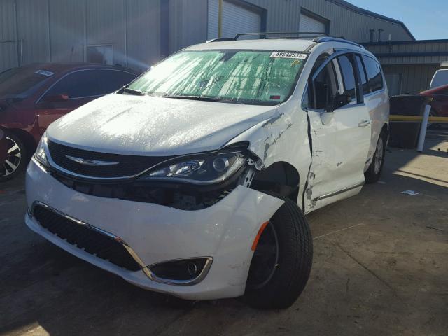 2C4RC1BG1JR235089 - 2018 CHRYSLER PACIFICA T WHITE photo 2